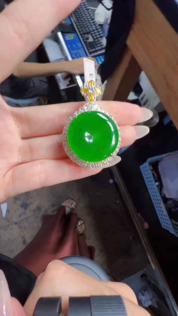 未镶嵌定制翡翠翡翠A货有轻微色差属于正常现象平安扣多样性发货1