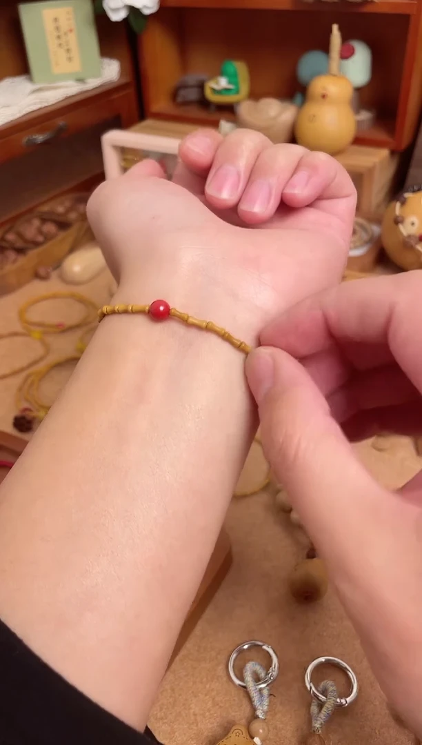 竹节手串一物一拍红色莎莎款单圈