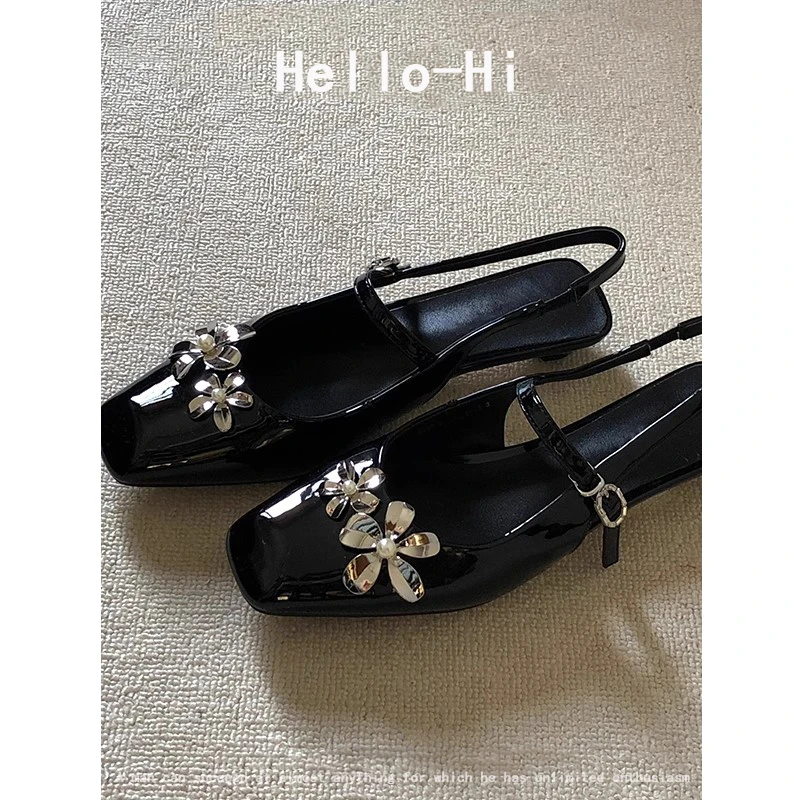 羊皮版~高级感方头金属花朵包头凉鞋女夏一字扣带配裙子通勤凉鞋