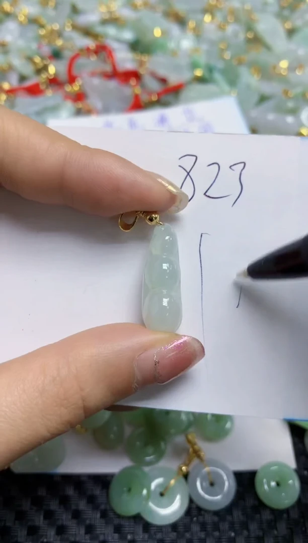 【闪购商品】翡翠颈饰合金天然A货翡翠