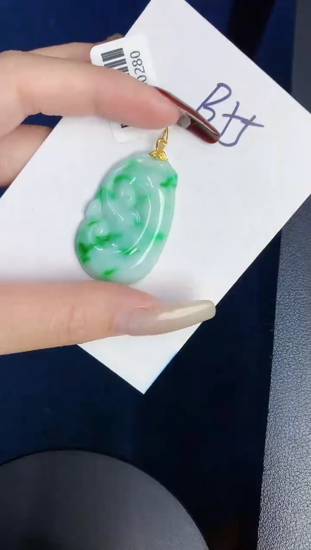 【闪购商品】翡翠颈饰18K金镶嵌00000000000