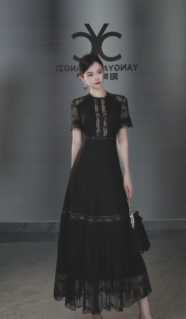 105176黑色法式蕾丝高腰显瘦连衣裙高级感名媛气质长裙