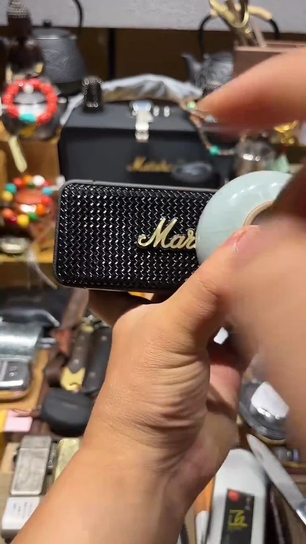 瓷片闪购商品 如图所示