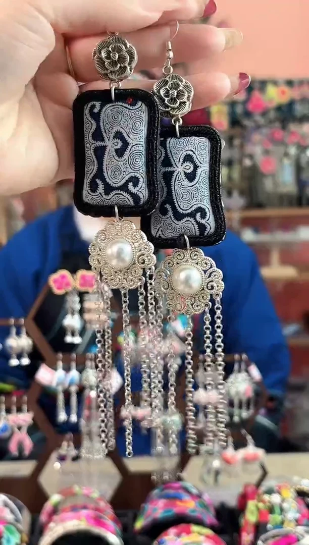 艺枝独绣手工饰品48