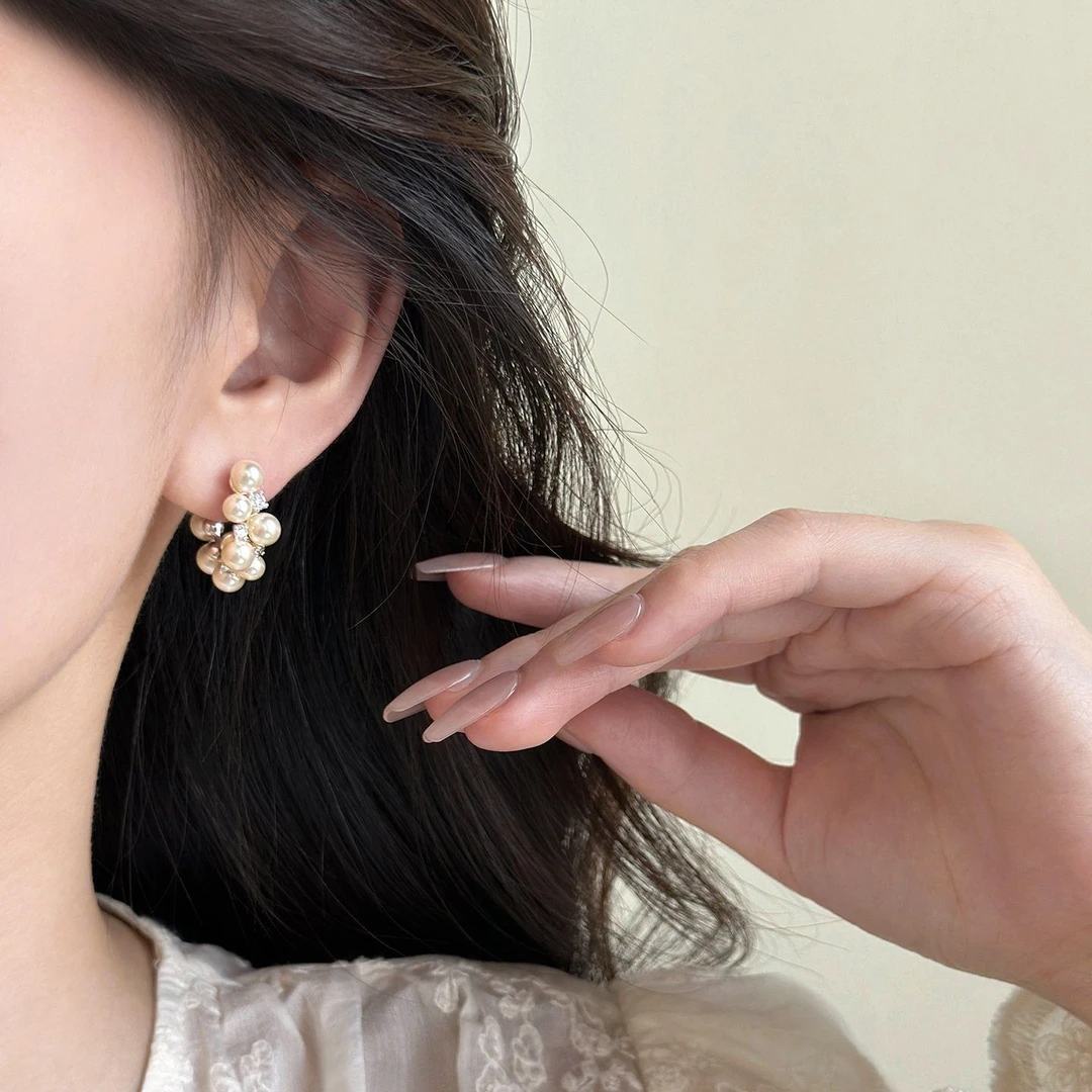 合金仿珍珠耳饰 c圈珠珠耳钉夏天小众设计感气质2025新款耳饰女