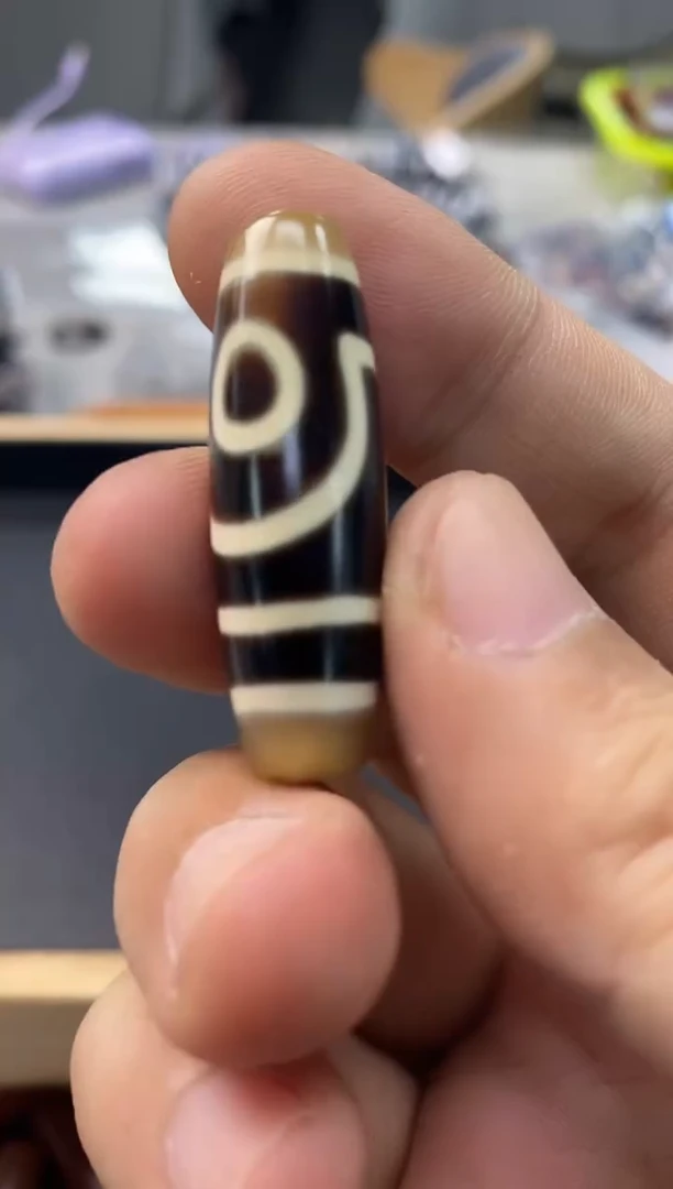 玛瑙/玉髓颈饰未镶嵌-1203 -80 颜色状态大小多样性发一个