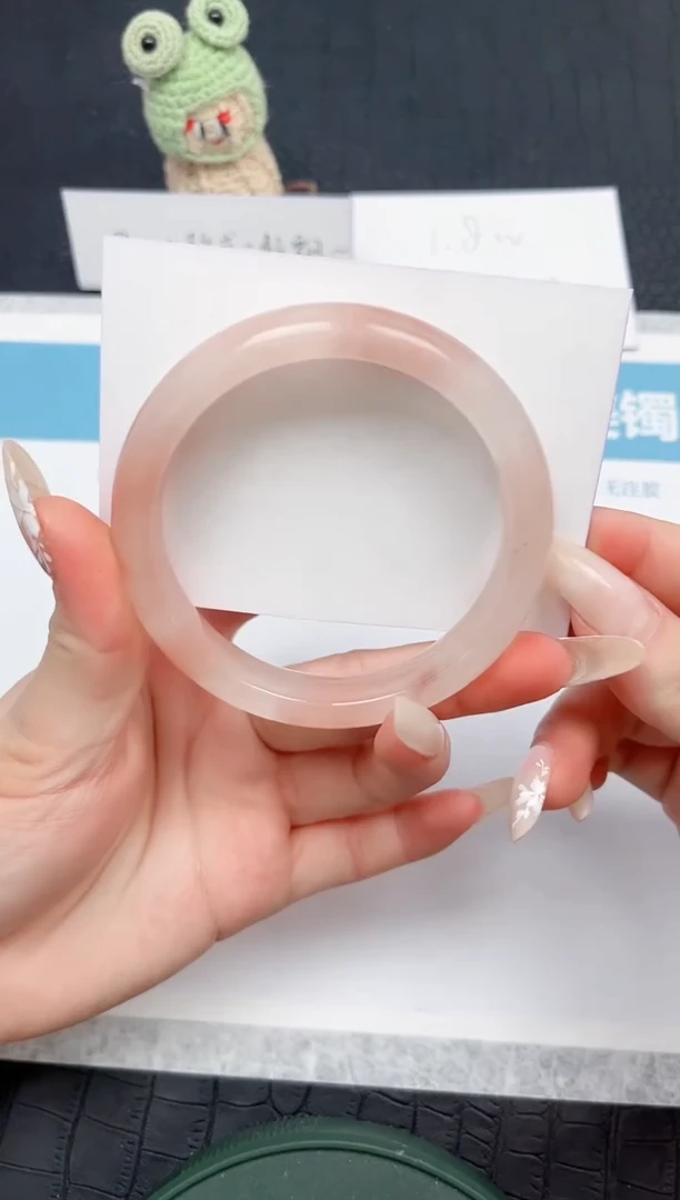 【闪购商品】石英质玉手镯未镶嵌144-60.8