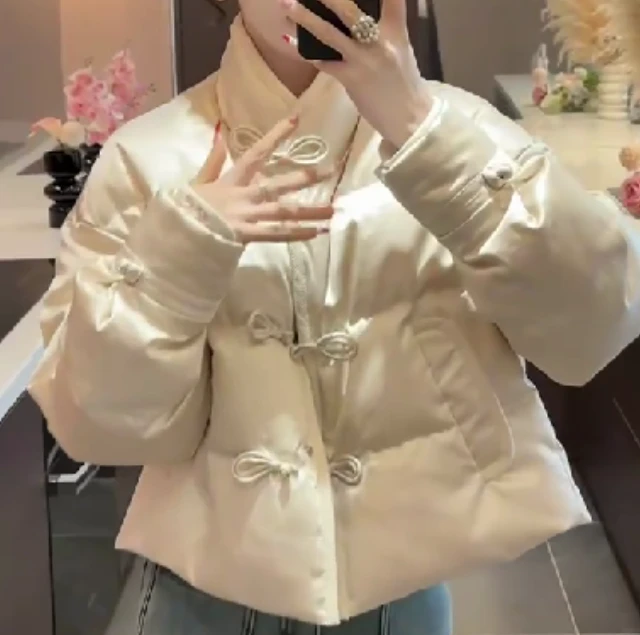 2024冬季新款时尚女装网红潮流气质靓丽漂亮休闲短款外套He