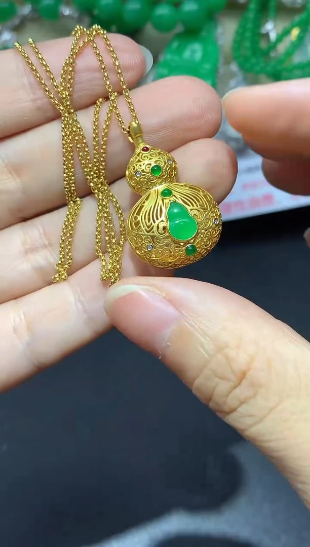 翡翠18K金镶嵌颈饰537-中国好珍宝