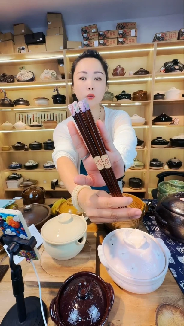 日本进口实木筷子猫头鹰一对展会样品