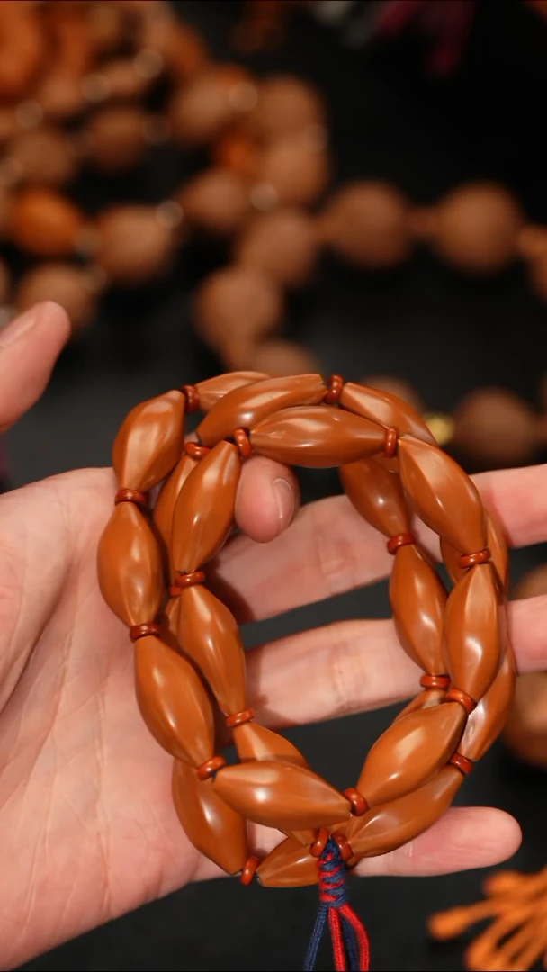 橄榄核手串大长腿柳叶脖挂