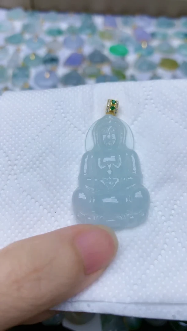 翡翠未镶嵌颈饰天然翡翠A货