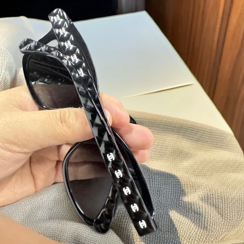 未使用 Chanel/香奈儿 Chanel 墨镜 黑色54