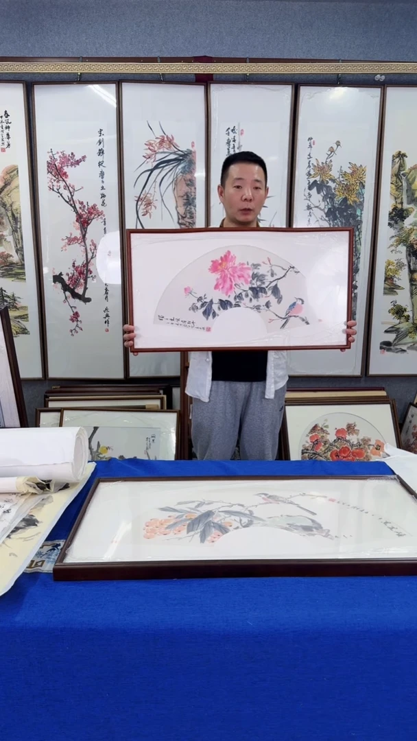 国画扇面牡丹实木装裱43*78