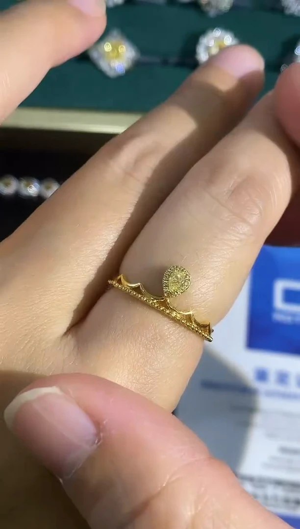 18K金镶嵌戒指钻石098