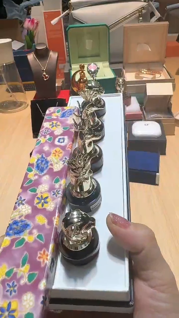 【闪购商品】瓷片锅碗瓢盆一件不剩