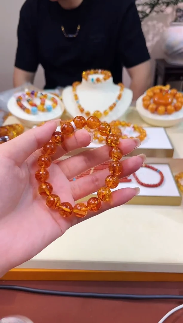 裸石琥珀未镶嵌@@ZY20714027