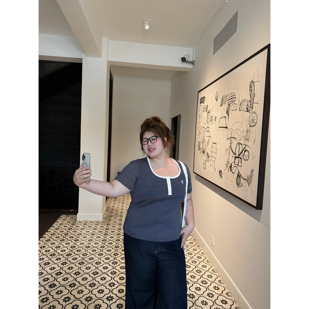 老章和小胖PONGKIKI航海老钱T恤女正肩女大码胖mm短袖巨好看上衣