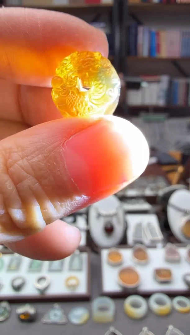 琥珀颈饰未镶嵌配饰7