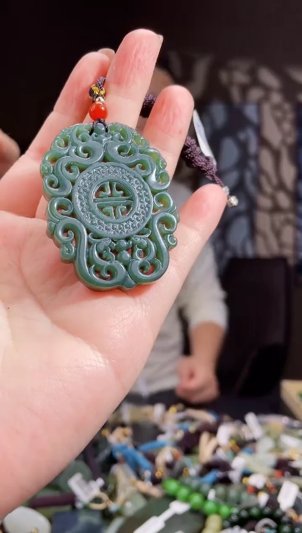 【闪购商品】和田玉颈饰未镶嵌拍一发一