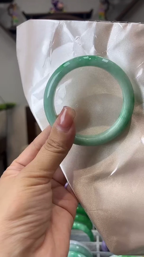 【闪购商品】砖雕a20 圈口56 独货手镯