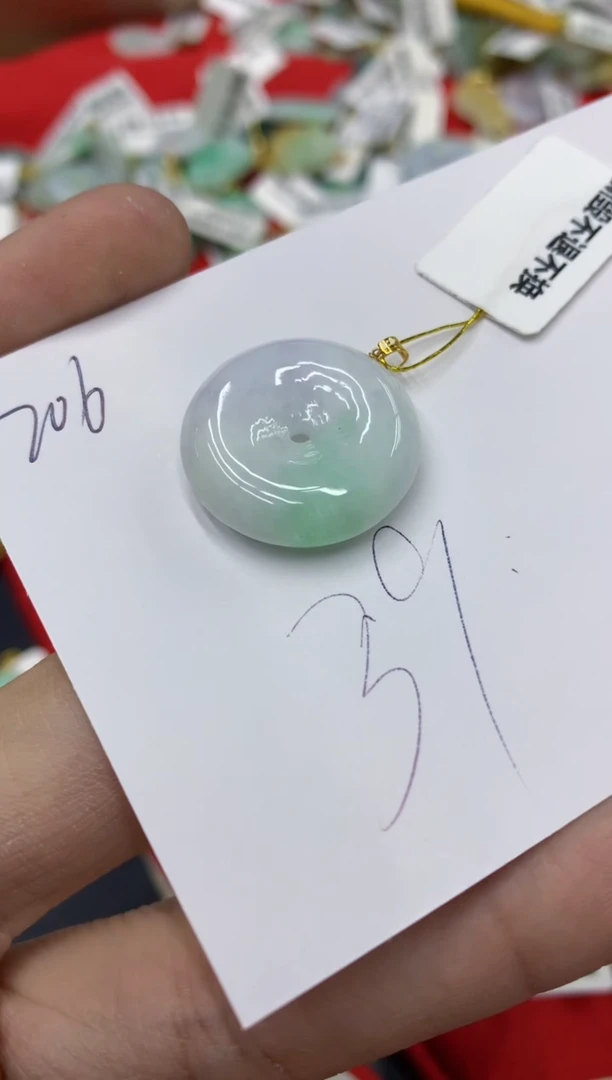 【闪购商品】翡翠颈饰18K金镶嵌号链接111111