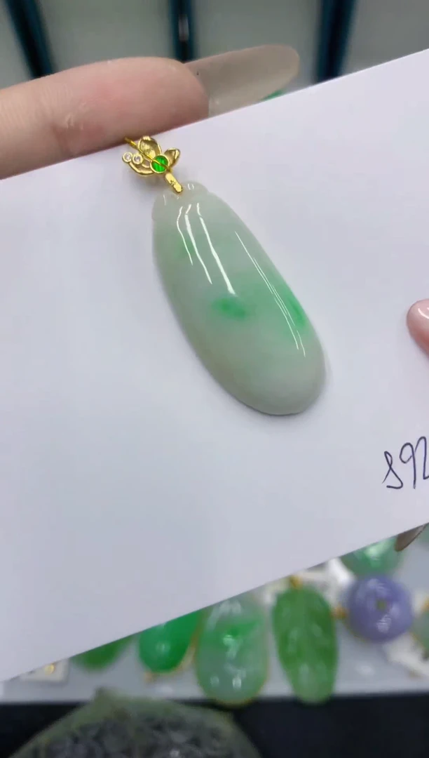 颈饰未镶嵌翡翠111111