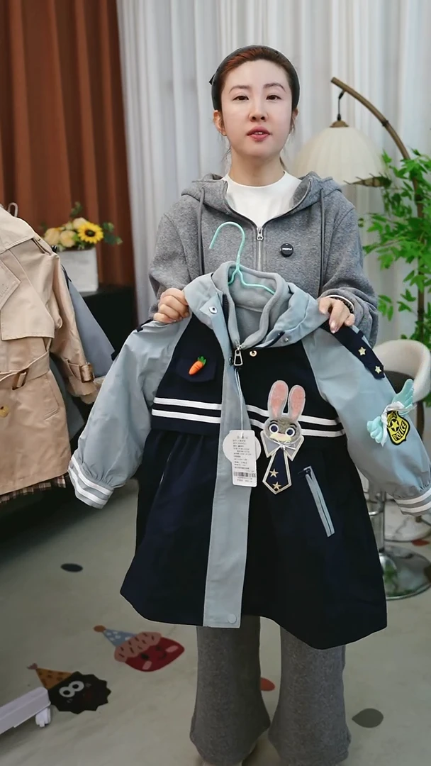 儿童派克服风衣110尺码