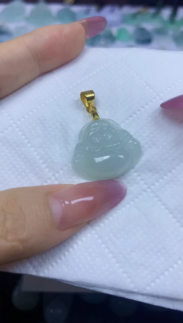 翡翠未镶嵌颈饰挂件