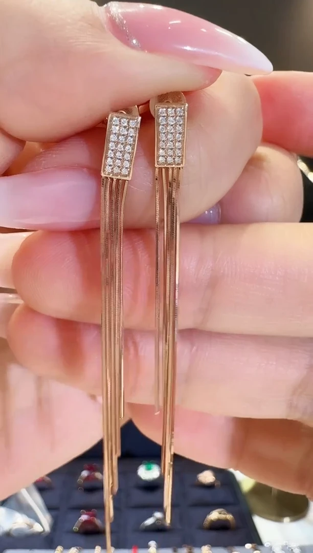 【闪购商品】钻石耳线18K金镶嵌钻石方形流苏耳线