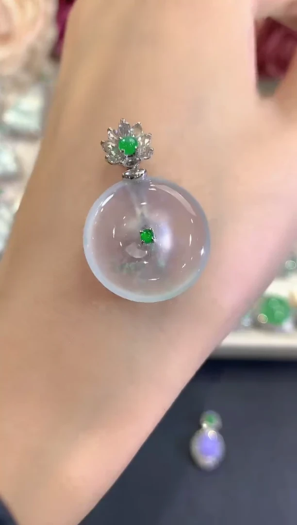 吊坠(不含链)18K金镶嵌翡翠q164