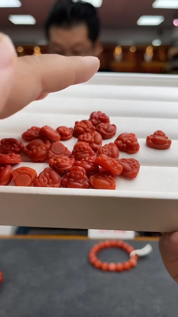 未镶嵌卡13南红弥勒佛牌-多样性发一件南红玛瑙一件1