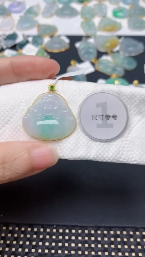 颈饰18K金镶嵌翡翠天然缅甸A货翡翠