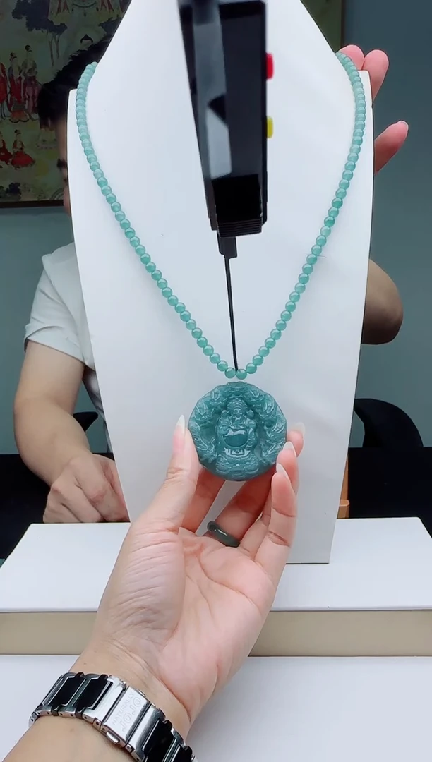 颈饰未镶嵌翡翠多样性发其一