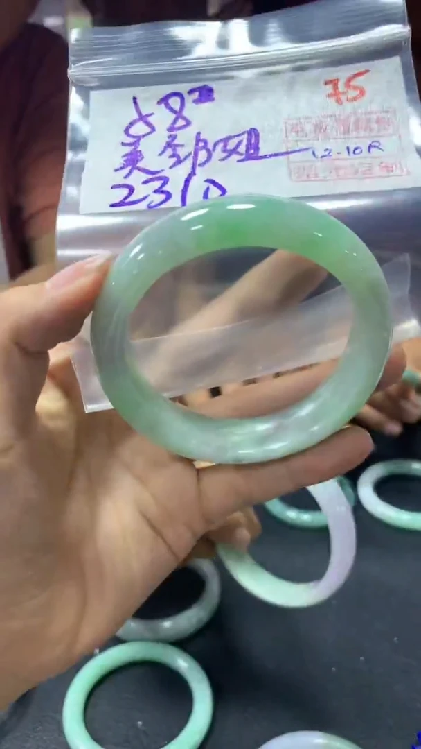 未镶嵌定制翡翠美*姐75毛货需精细抛光定制+多样性发1+2310