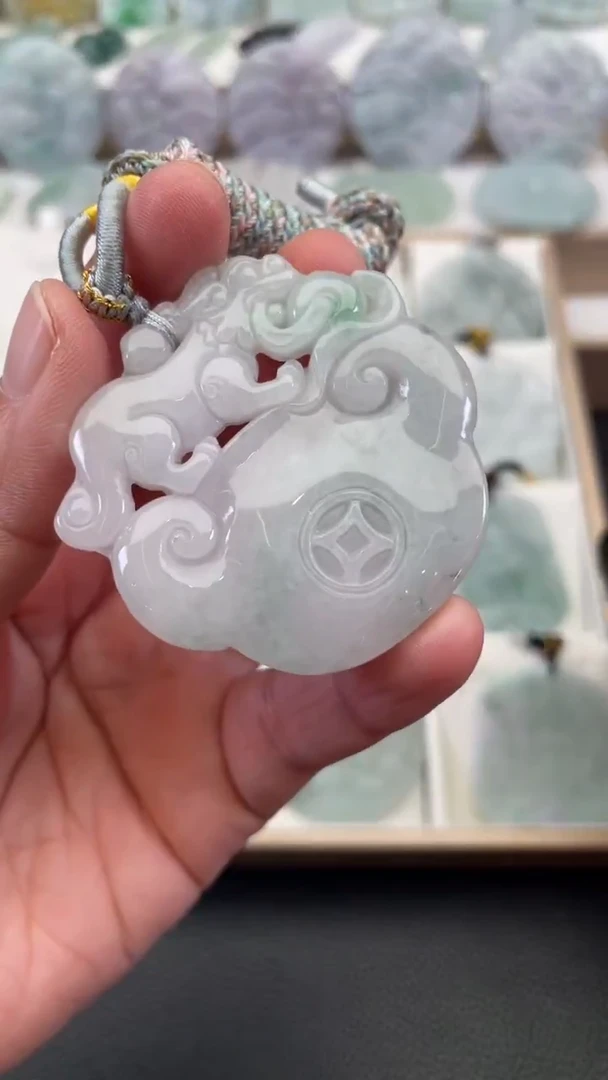 颈饰未镶嵌翡翠天然缅甸翡翠A货45