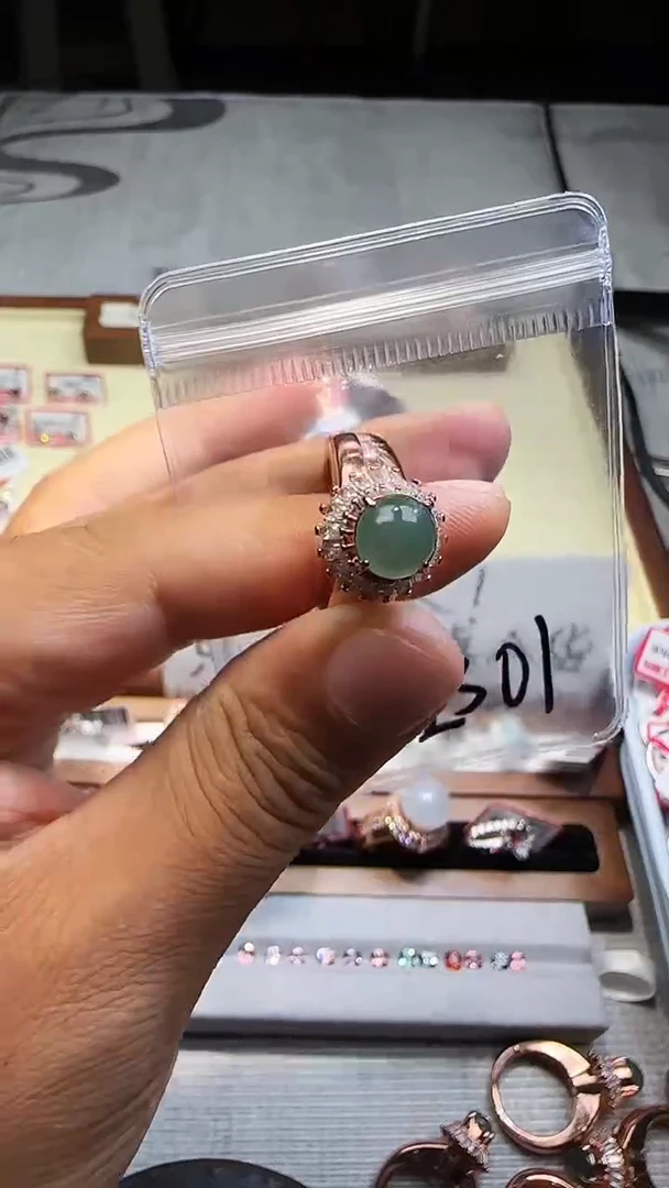 裸石翡翠缅甸A货翡翠   2301