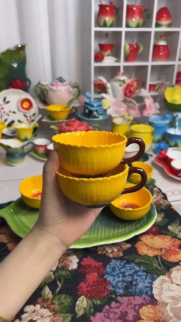瓷向日葵杯子2个