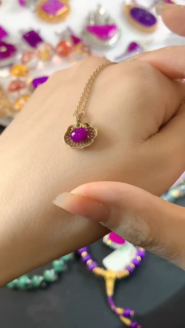 【闪购商品】苏纪石（舒俱来）.18K金镶嵌舒俱来项链