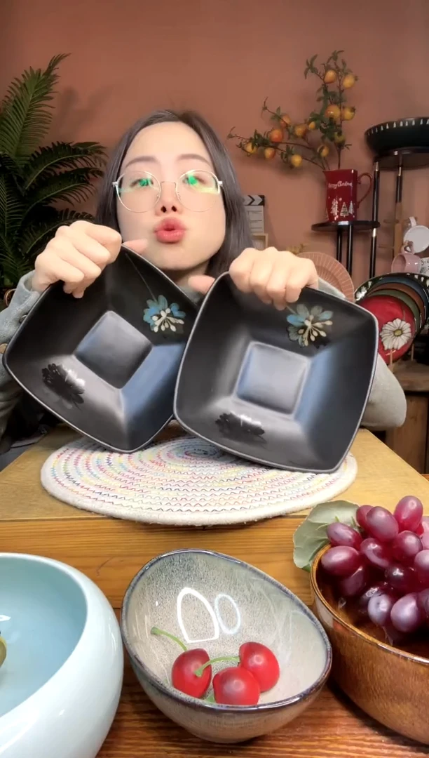 陶瓷7英寸菜花深方盘 2件 微瑕疵