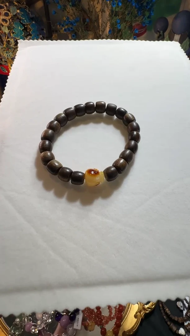【闪购商品】琥珀手串未镶嵌沉香蜜蜡手串
