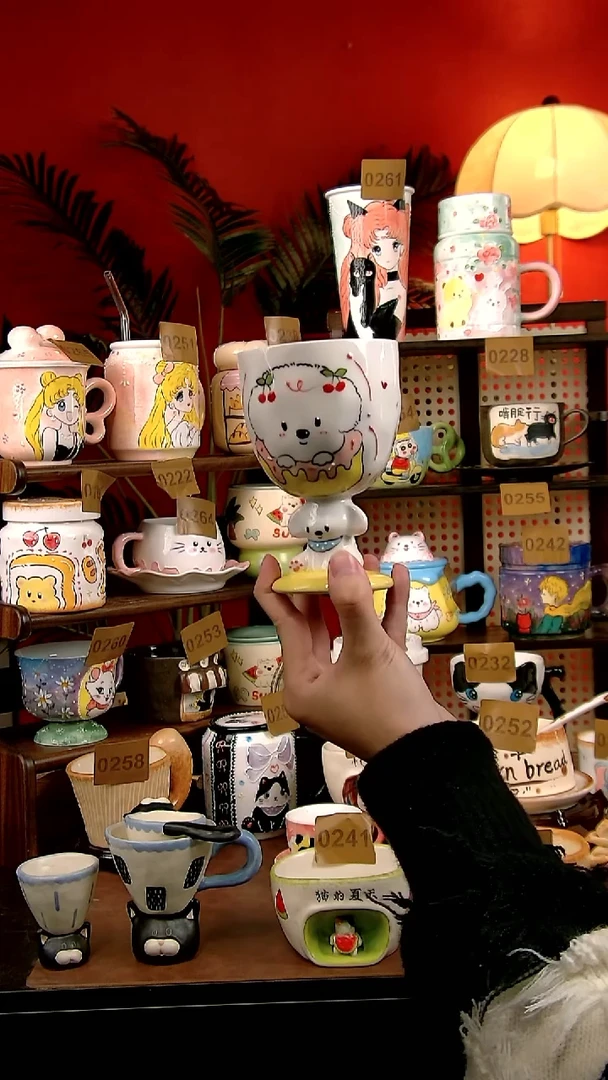 杯子瓷DIY景德镇创意手绘陶瓷卡通西高地红酒高脚杯