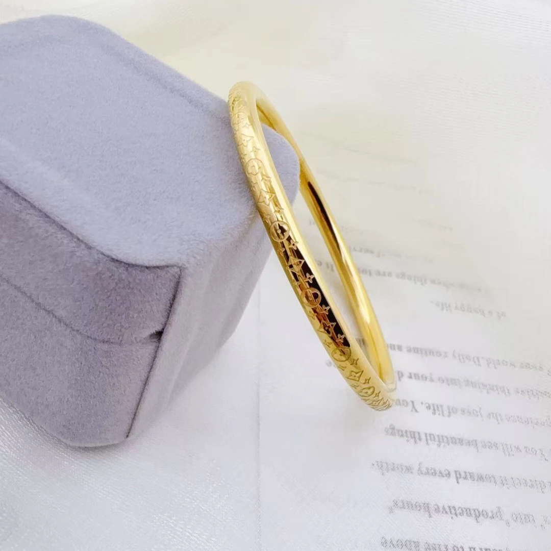 钛钢手镯 【Kiss娜】钛钢4429精美老花素圈手镯125斤到145斤可戴