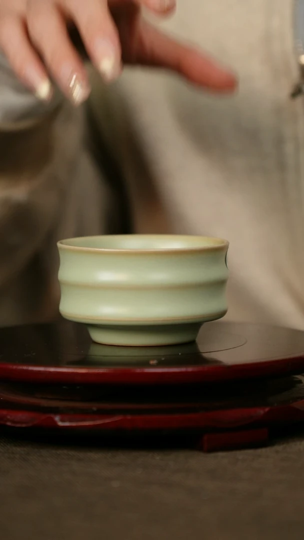 全品 粉青 竹节杯 带底款