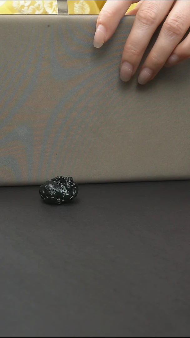 和田玉未镶嵌颈饰和田玉 未镶嵌 颈饰