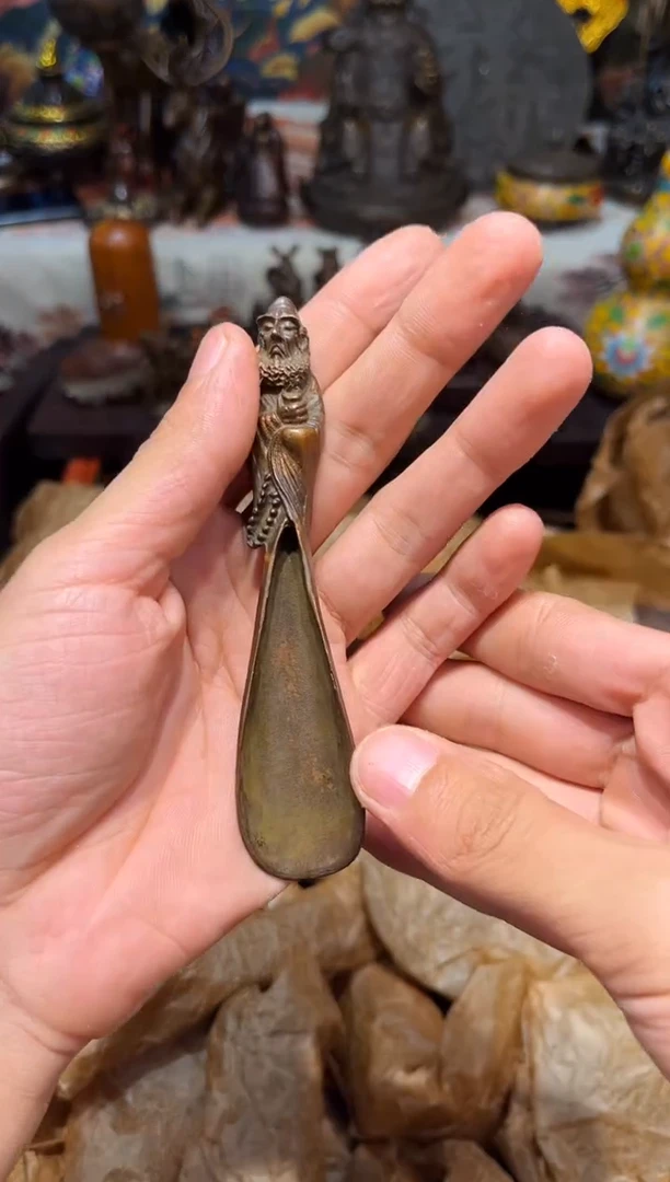 Q瑞瑞古铜高端精品1