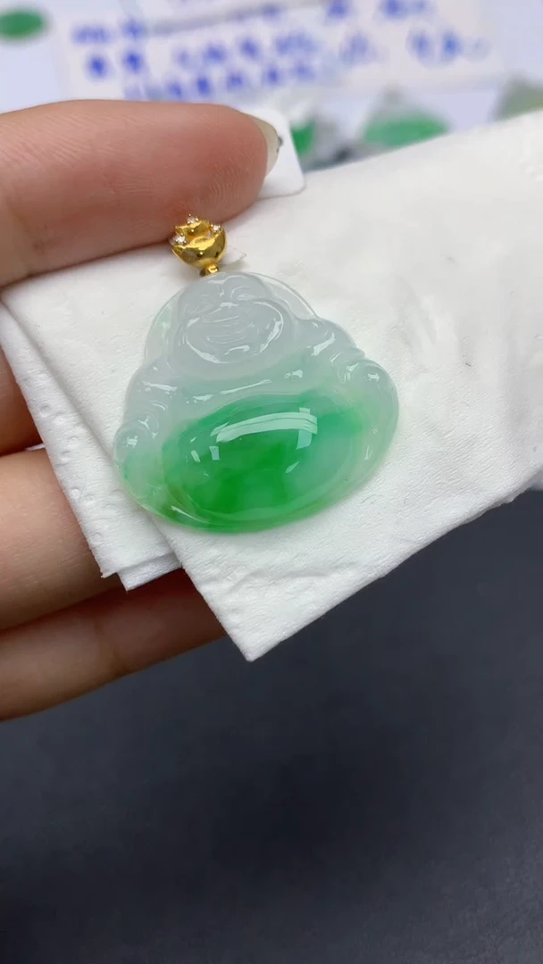 翡翠18K金镶嵌颈饰天然缅甸a货翡翠