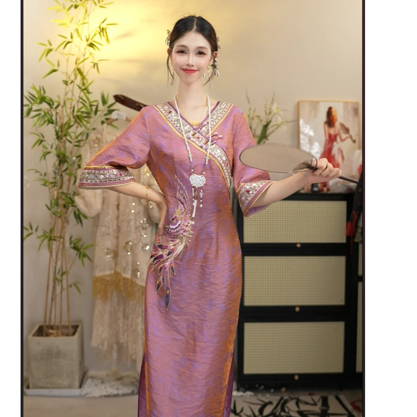倾夕2025夏季新款中国风复古丁香修身长款凤凰刺绣旗袍（1636）