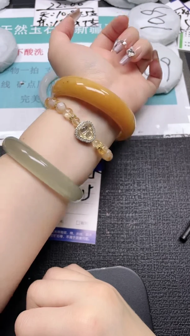 未镶嵌手镯石英质玉265-61