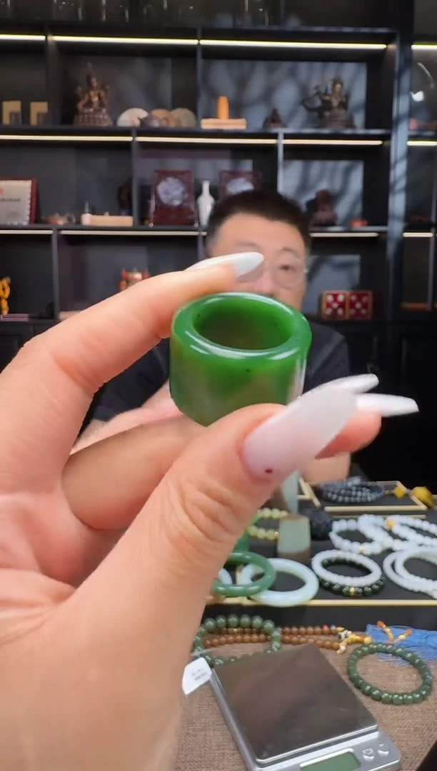 和田玉未镶嵌颈饰碧玉扳指内径20+mm